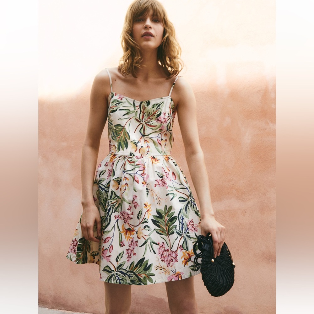 H&M Women’s Tropical Floral Mini Dress